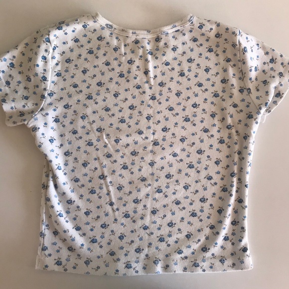 brandy melville floral ashlyn top! - Picture 2 of 3